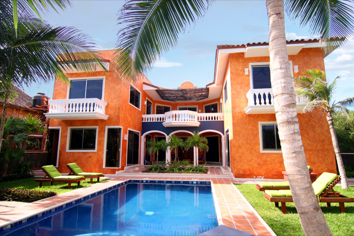 Casa Perla vacation rental exterior